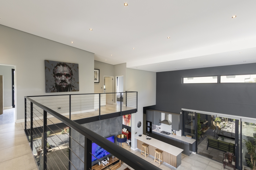 3 Bedroom Property for Sale in Heldervue Western Cape